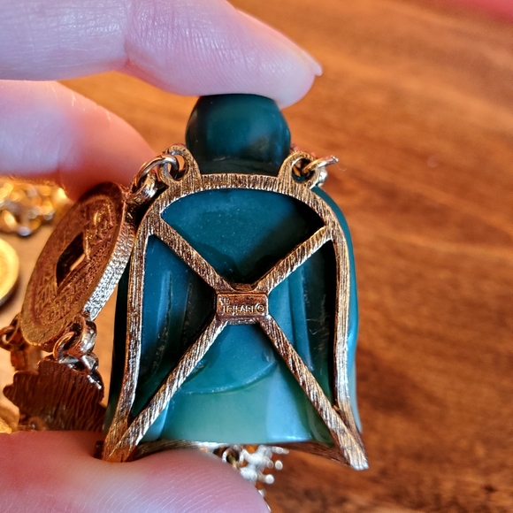 Vintage Crown Trifari Buddha necklace - Picture 10 of 14